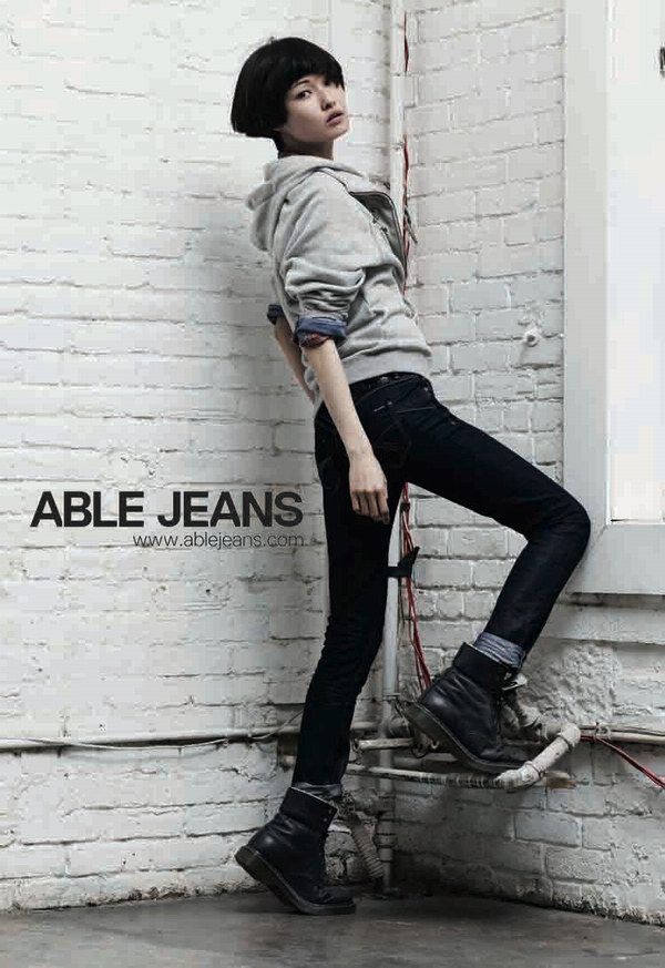 蘑菇頭超模王瀟與都市潮牛ABLE JEANS再續(xù)前緣，酷帥亮相《GRAZIA紅秀》封面