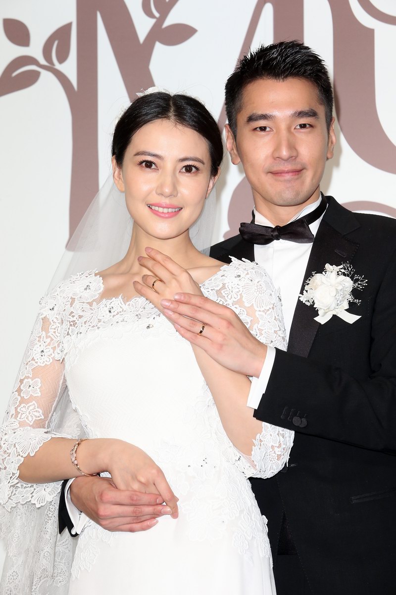 CHAUMET婚尚臻品伴高圓圓、趙又廷步入婚姻殿堂