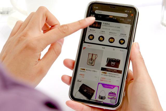 全球奢侈品品牌加速擁抱天貓，過去一年每周一個(gè)品牌入駐
