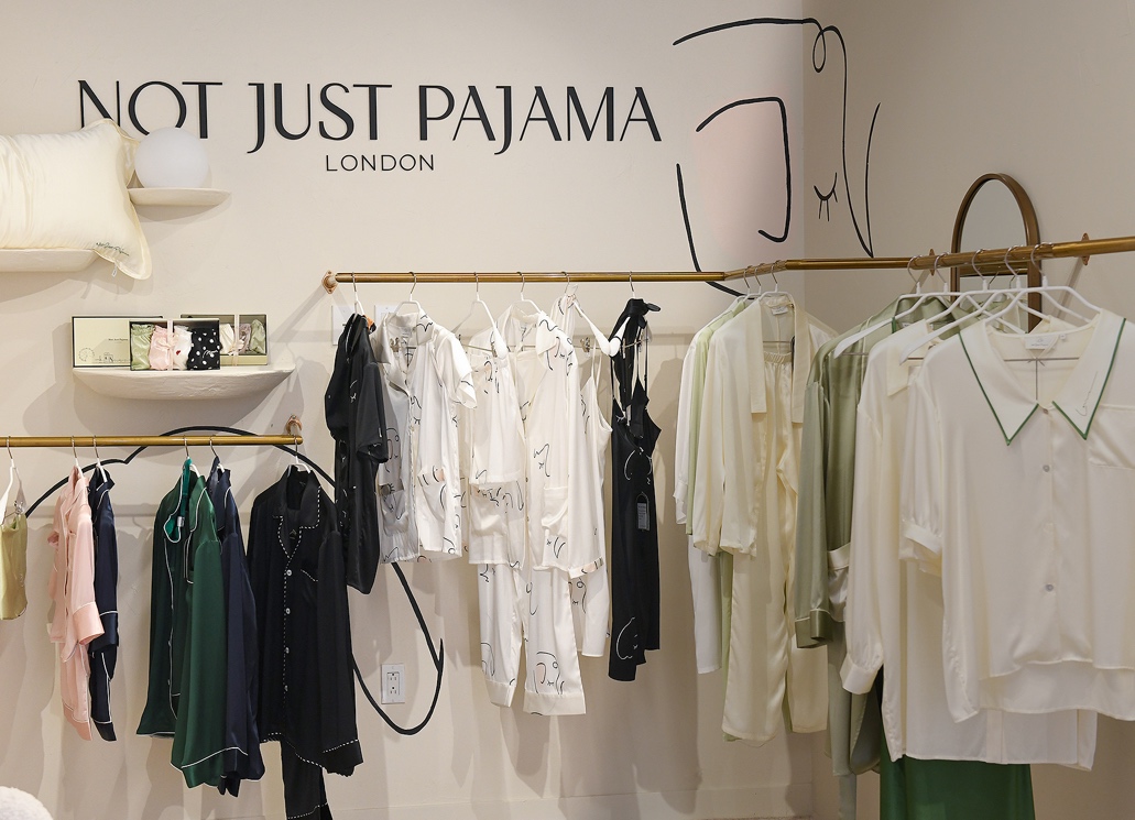 用真絲治愈生活，Not Just Pajama不止是睡衣