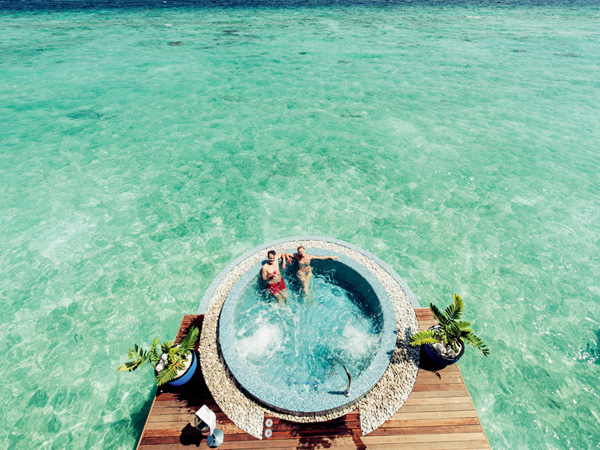 Velaa Private Island 呈獻童話般蜜月假期 