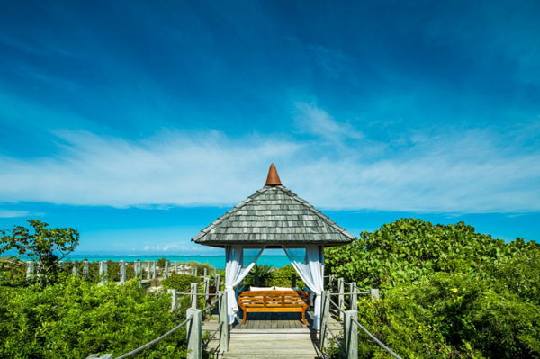 COMO夏日全家總動(dòng)員 暑期游海島