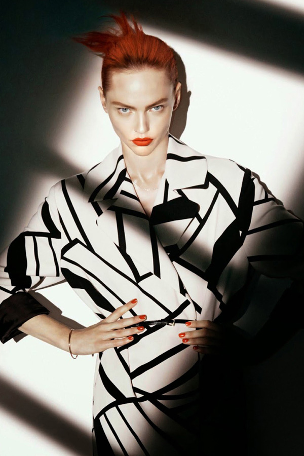 Sasha Pivovarova《Vogue》法國(guó)版2014年8月號(hào)