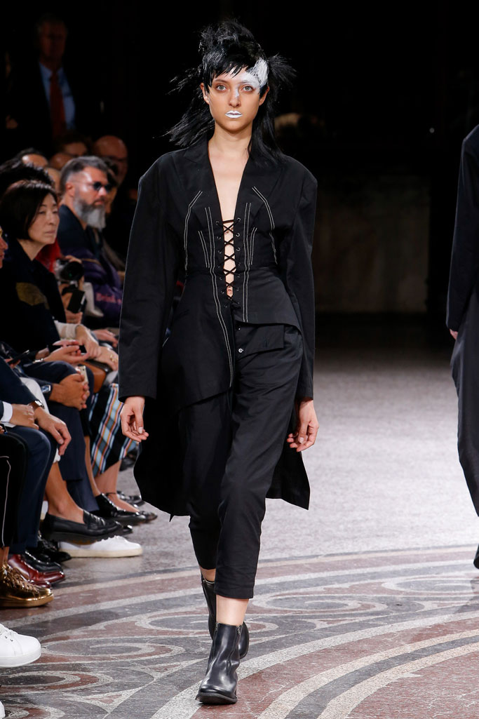 Yohji Yamamoto 2017春夏流行發(fā)布