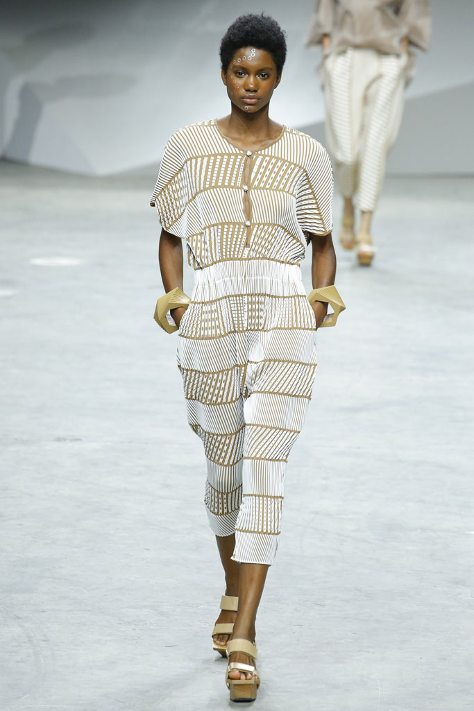 Issey Miyake 2017春夏流行發(fā)布
