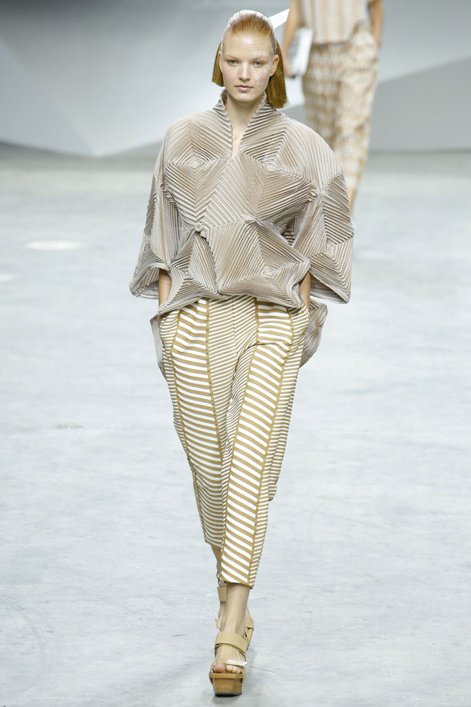 Issey Miyake 2017春夏流行發(fā)布