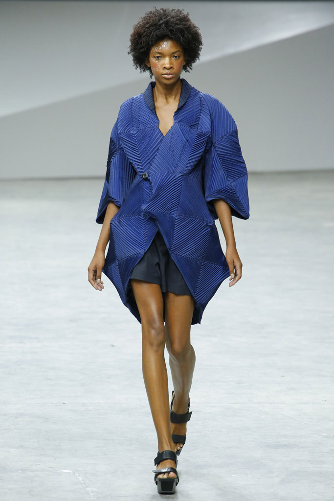 Issey Miyake 2017春夏流行發(fā)布