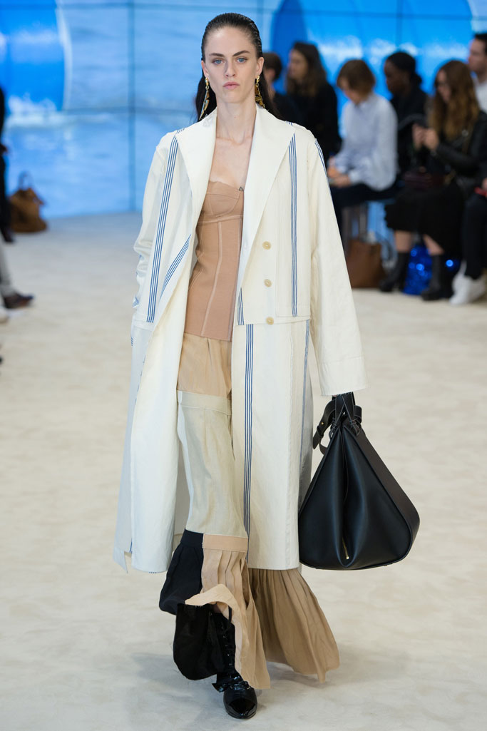 Loewe 2017春夏流行發(fā)布