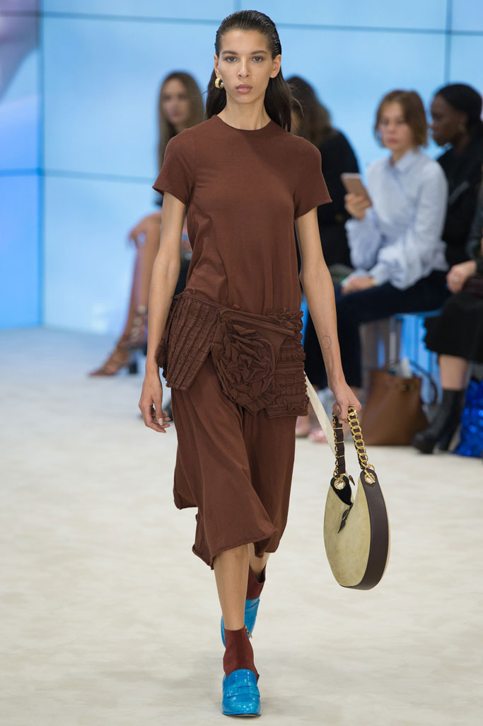 Loewe 2017春夏流行發(fā)布