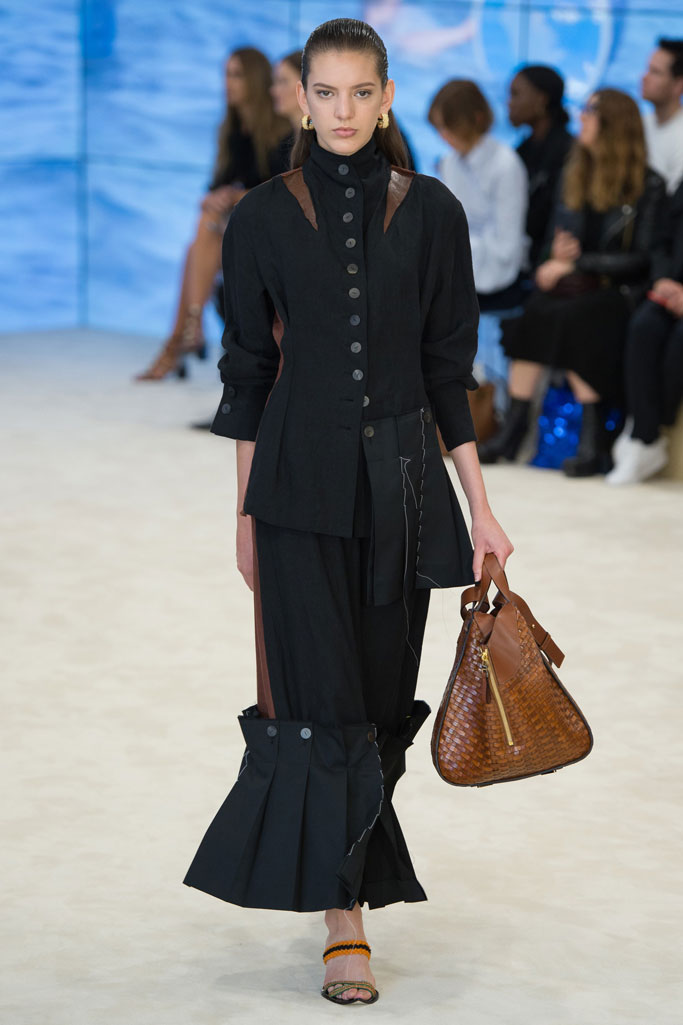 Loewe 2017春夏流行發(fā)布