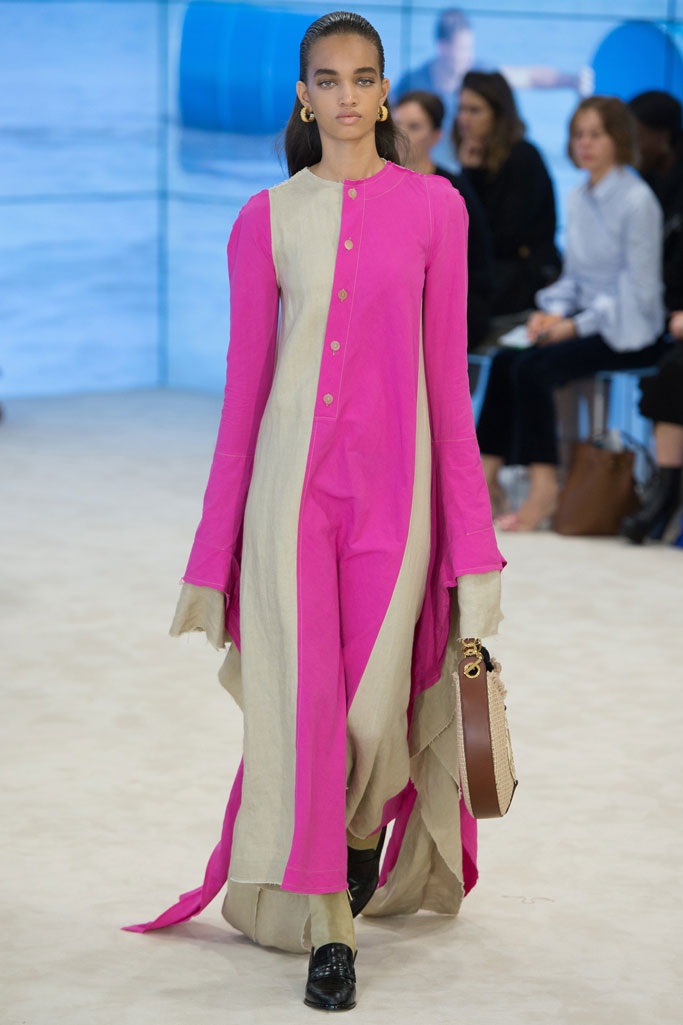 Loewe 2017春夏流行發(fā)布