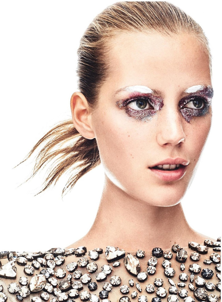 Esther Heesch《Harper’s Bazaar》德國(guó)版2016年11月號(hào)