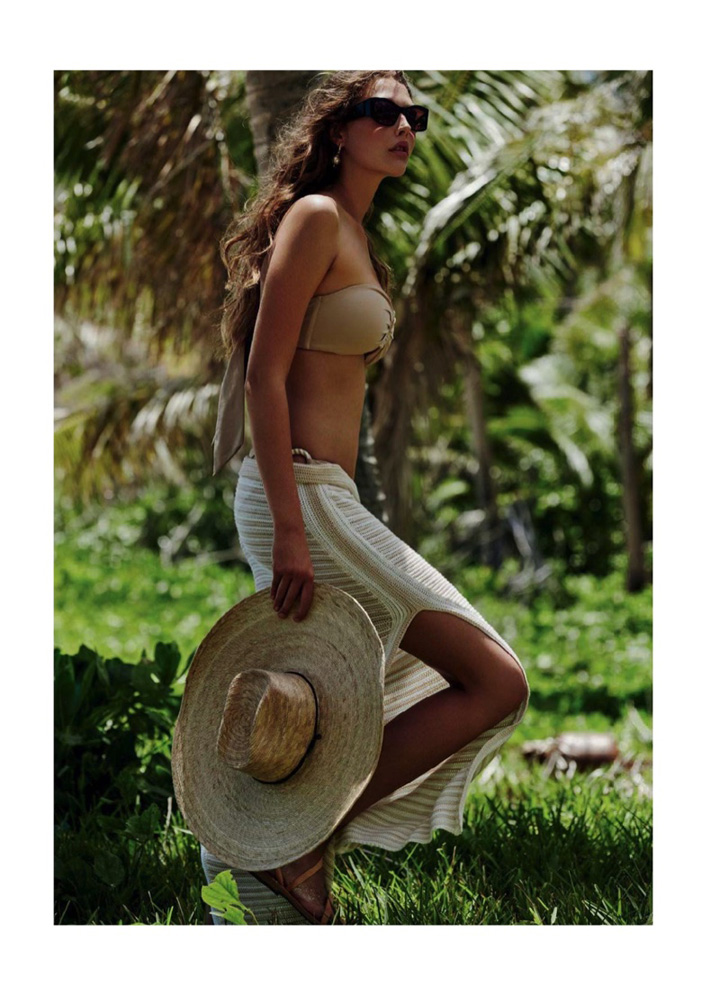 Bella Brown《Marie Claire》澳版2017年1月號(hào)