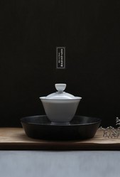 一碗茶里的天、地、人、和