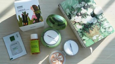 30秒打造裸妝肌，凡茜爆水琉光CC霜開(kāi)箱測(cè)評(píng)