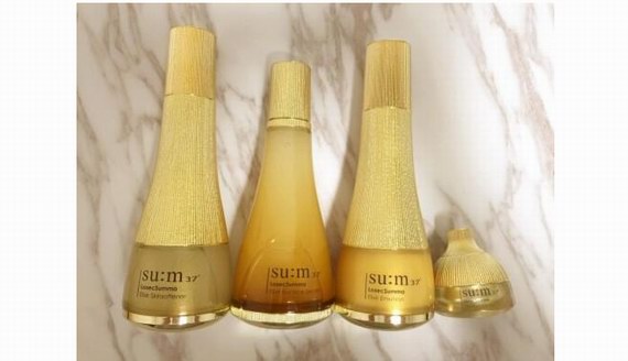 經(jīng)常熬夜用什么護膚品好？追劇girl必備蘇秘37鎏金瓶
