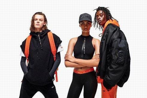 健身運(yùn)動與時尚的跨界聯(lián)合：Reebok與維多利亞·貝克漢姆推出2019春季首發(fā)系列