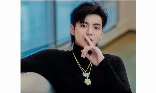 吳亦凡A.C.E.首次亮相線下展，全新GALAXY系列預(yù)計(jì)5月末上線！