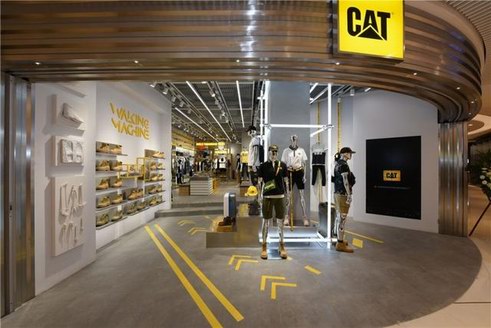 從月球空降？酷玩度爆表？CAT中國首家生活態(tài)度體驗店落地廣州！ 