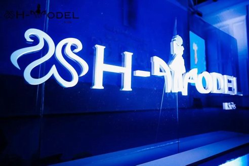 現(xiàn)在輪到你了，此刻，和H-model一起閃耀！