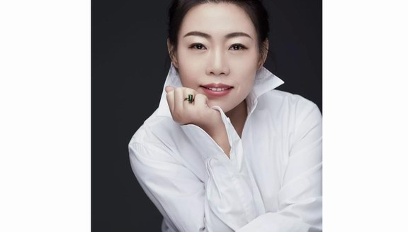 她，是新時(shí)代獨(dú)立女性應(yīng)該有的樣子