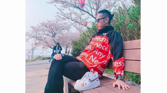 日本人是怎么把 Supreme 穿成精神小伙的？
