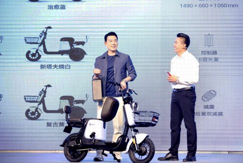 王耀慶同款電動車亮相！雅迪717騎行節(jié)直播夜嗨爆全場