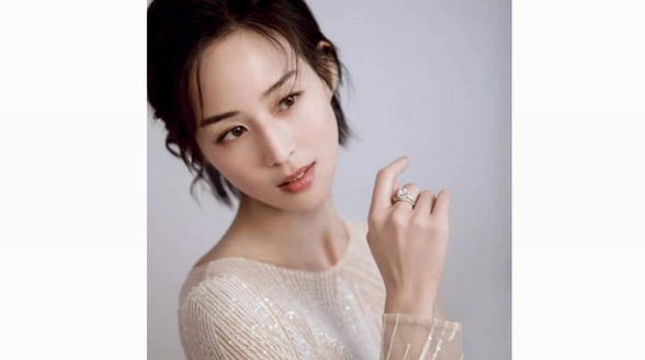 今年冬天，戴張鈞甯同款I(lǐng)-PRIMO鉆戒就夠時(shí)髦！