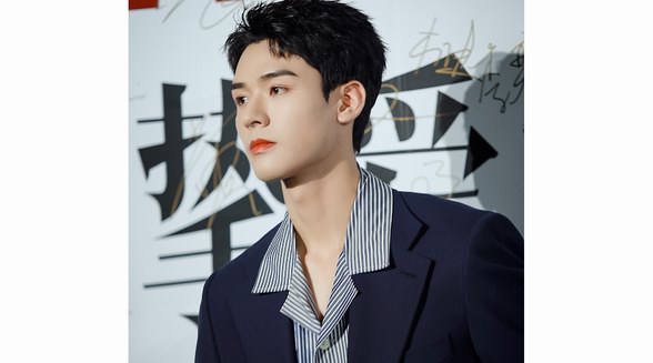 龔俊的護(hù)膚秘訣Unichi玫瑰膠原小熊被扒 又被發(fā)現(xiàn)做了這事？！