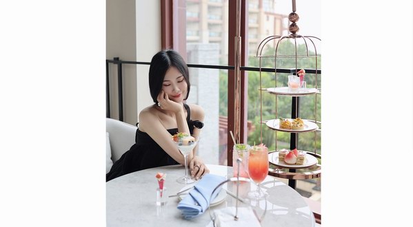 時(shí)尚達(dá)人允喬，金融小姐姐的時(shí)尚生活