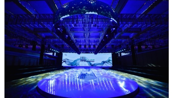 向世界傳播古都新時尚！2022藝鑫時裝周巡回秀場西安站圓滿收官