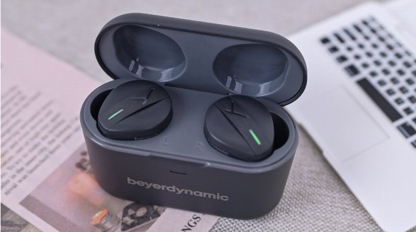 音樂發(fā)燒友最佳拍檔--拜雅FREE BYRD費(fèi)蘭朵耳機(jī)