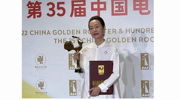 奚美娟獲第35屆金雞獎最佳女主角，《媽媽！》實至名歸！