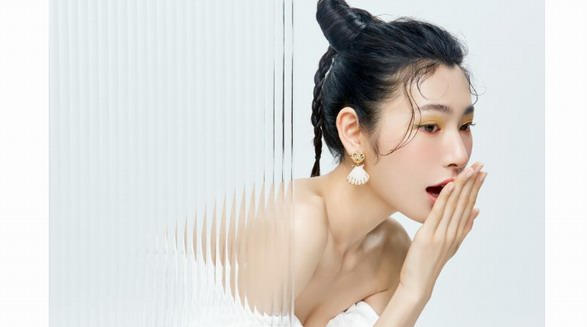 Grace.H華暉佳寶恭囍“又”發(fā)財，探索國潮新式魅力