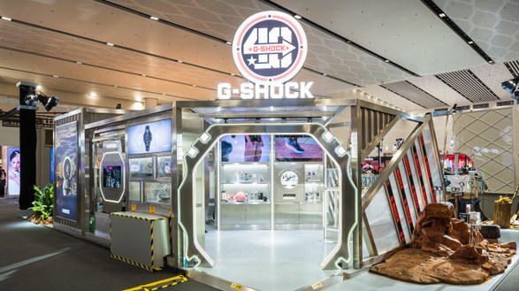 見證40年堅韌無界，G-SHOCK攜旗下新品亮相消博會
