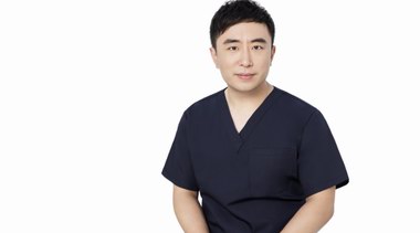 北京協(xié)和醫(yī)學(xué)院外科學(xué)博士薛志強銳評邵音音，整形如何既變美又“避坑”