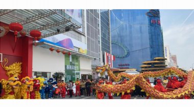 超億件女裝發(fā)往全國(guó)，2024意法春裝采批節(jié)正式啟動(dòng)