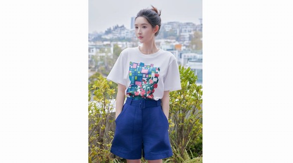 五一出游穿搭靈感：Weekend Max Mara教你輕盈啟程