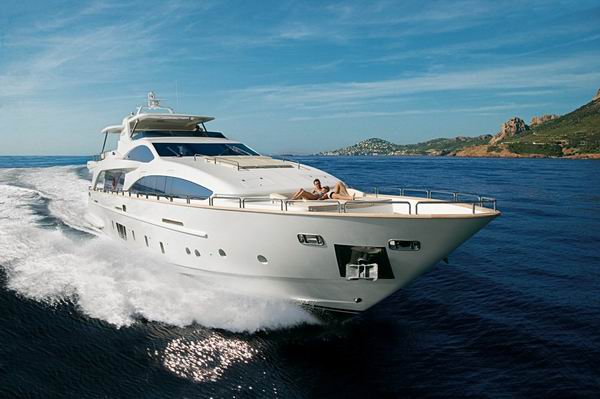 阿茲慕 Azimut 105_中國(guó)十大最美游艇排行榜