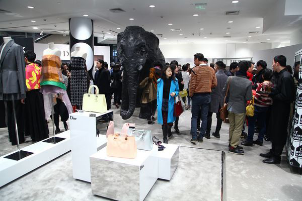 迪奧I.T Beijing Market 短期概念店三里屯開幕